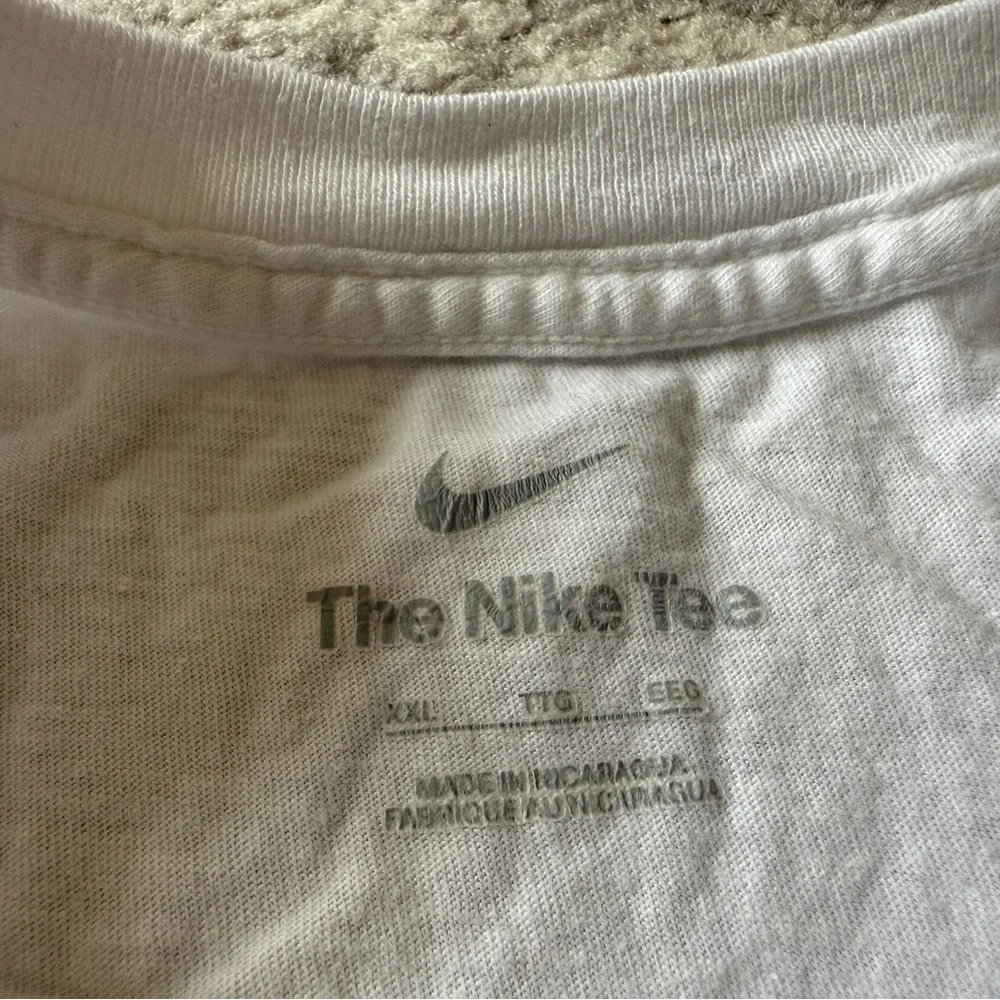 Nike Air Force 1 logo shirt